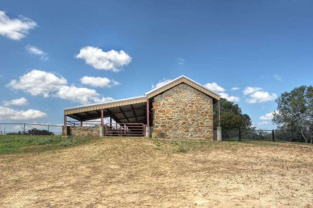 6887 Von Ormy Road Von Ormy TX 78073