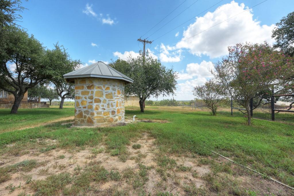 6887 Von Ormy Road Von Ormy TX 78073