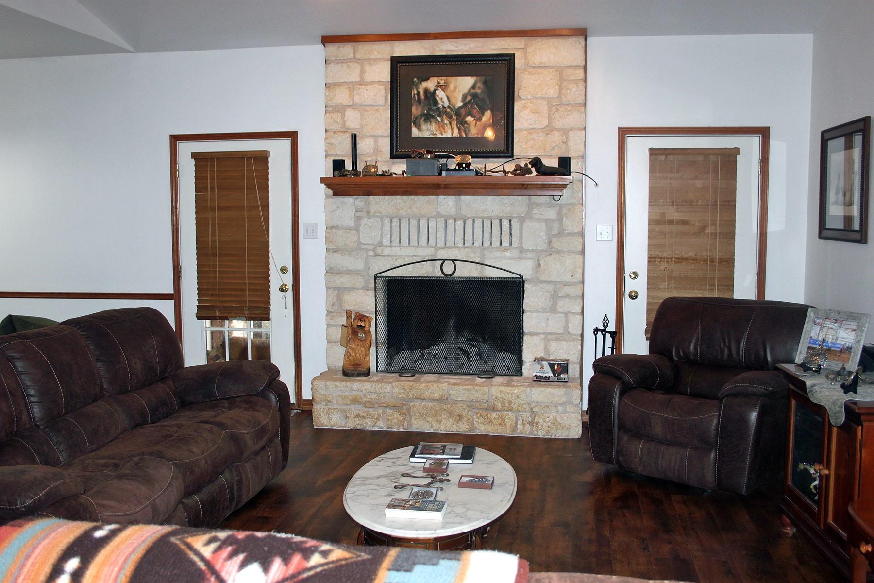 2542 Witter Road Lockhart TX 78644