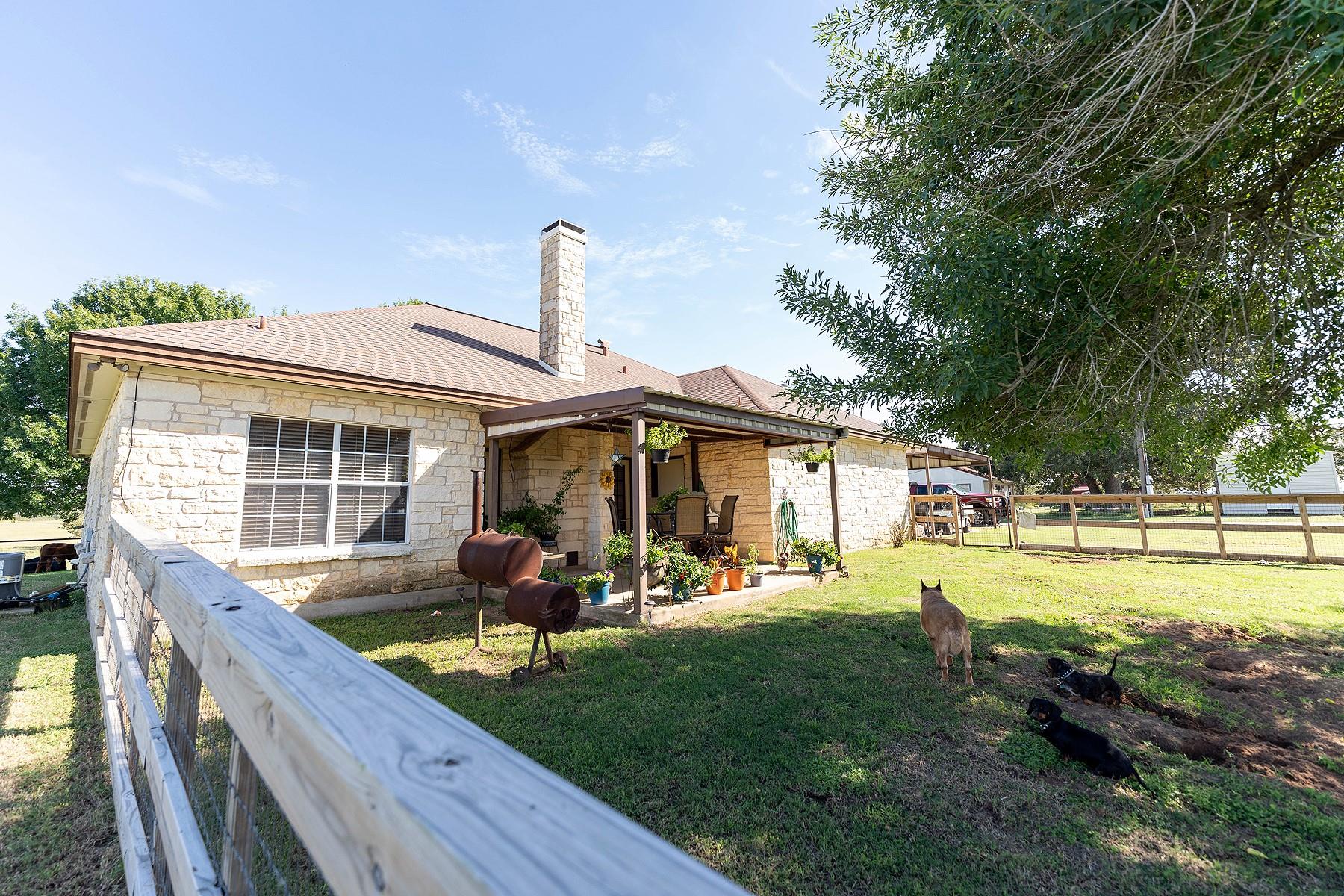 2542 Witter Road Lockhart TX 78644