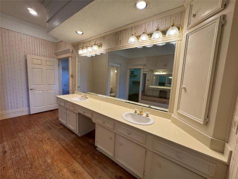 3400 Kirk Corners Harwood TX 78632