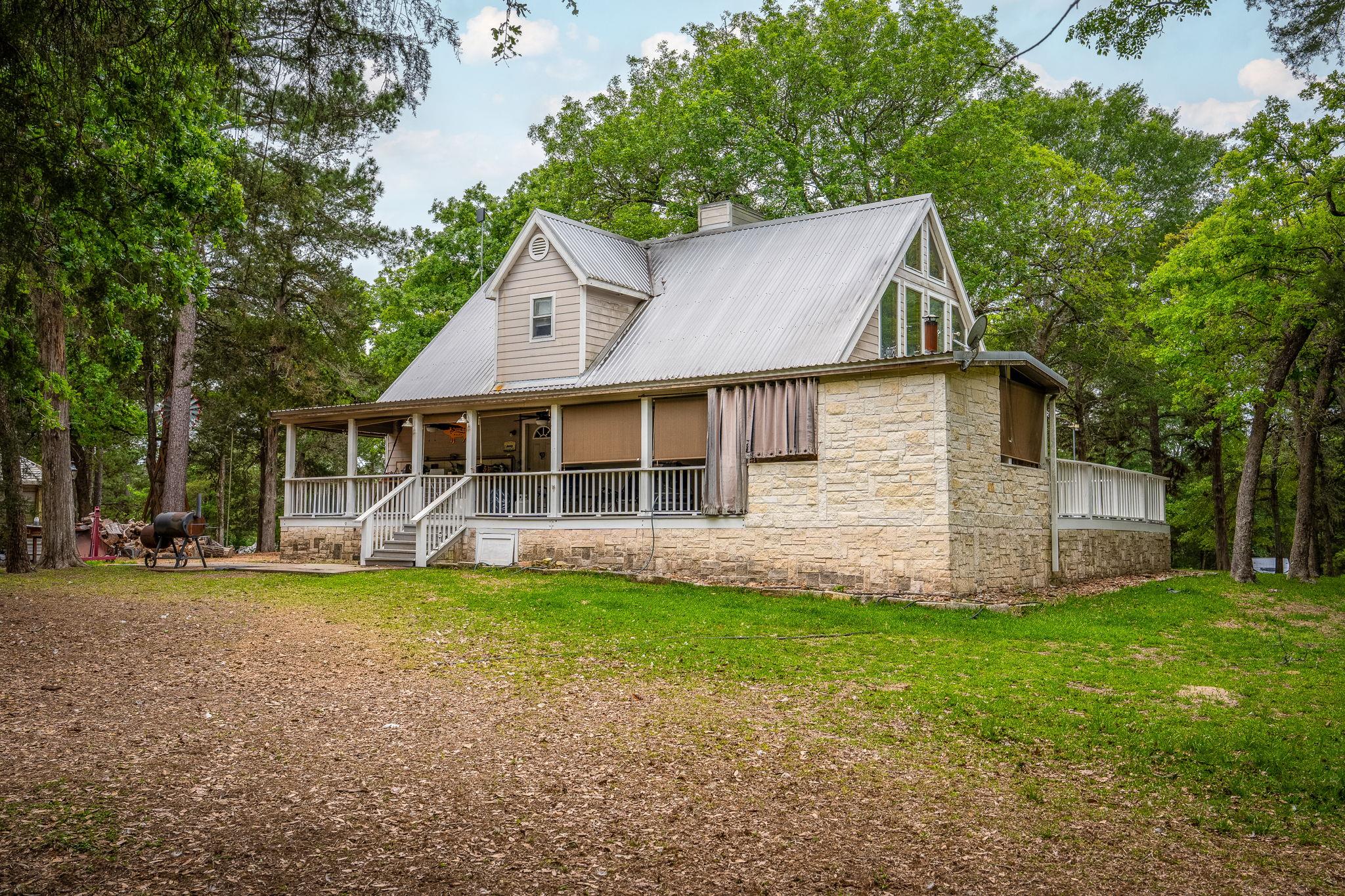 1055 Beech Crest Dr Drive New Ulm TX 78950