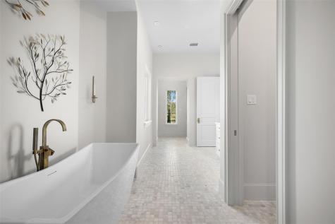 404 Blackberry Lane Washington TX 77880