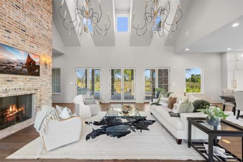 404 Blackberry Lane Washington TX 77880