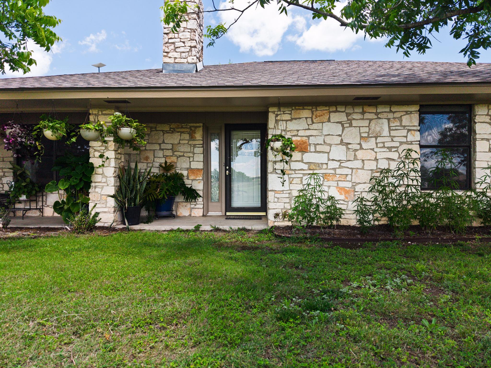 120 Rae Lane Jarrell TX 76537