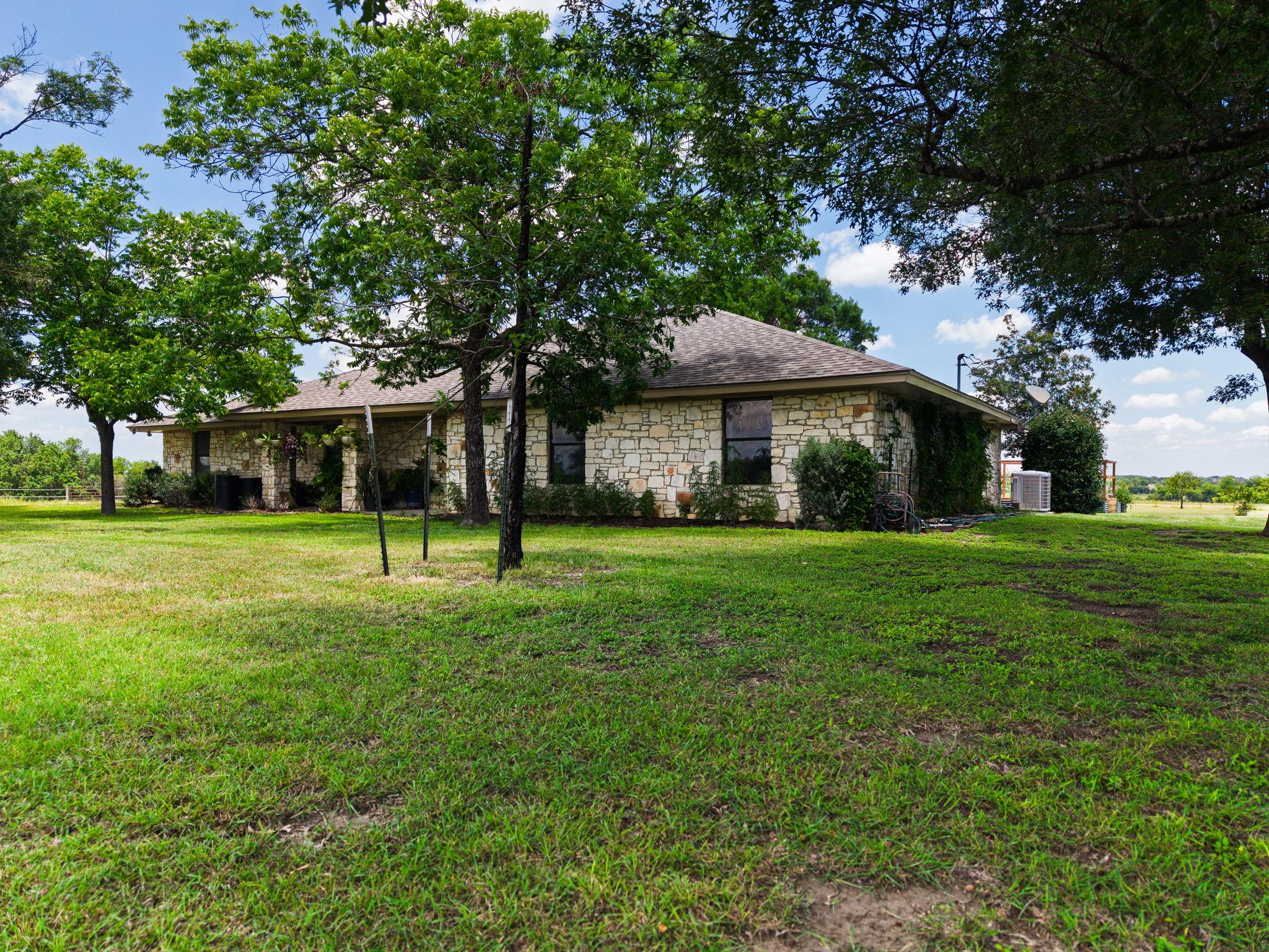 120 Rae Lane Jarrell TX 76537