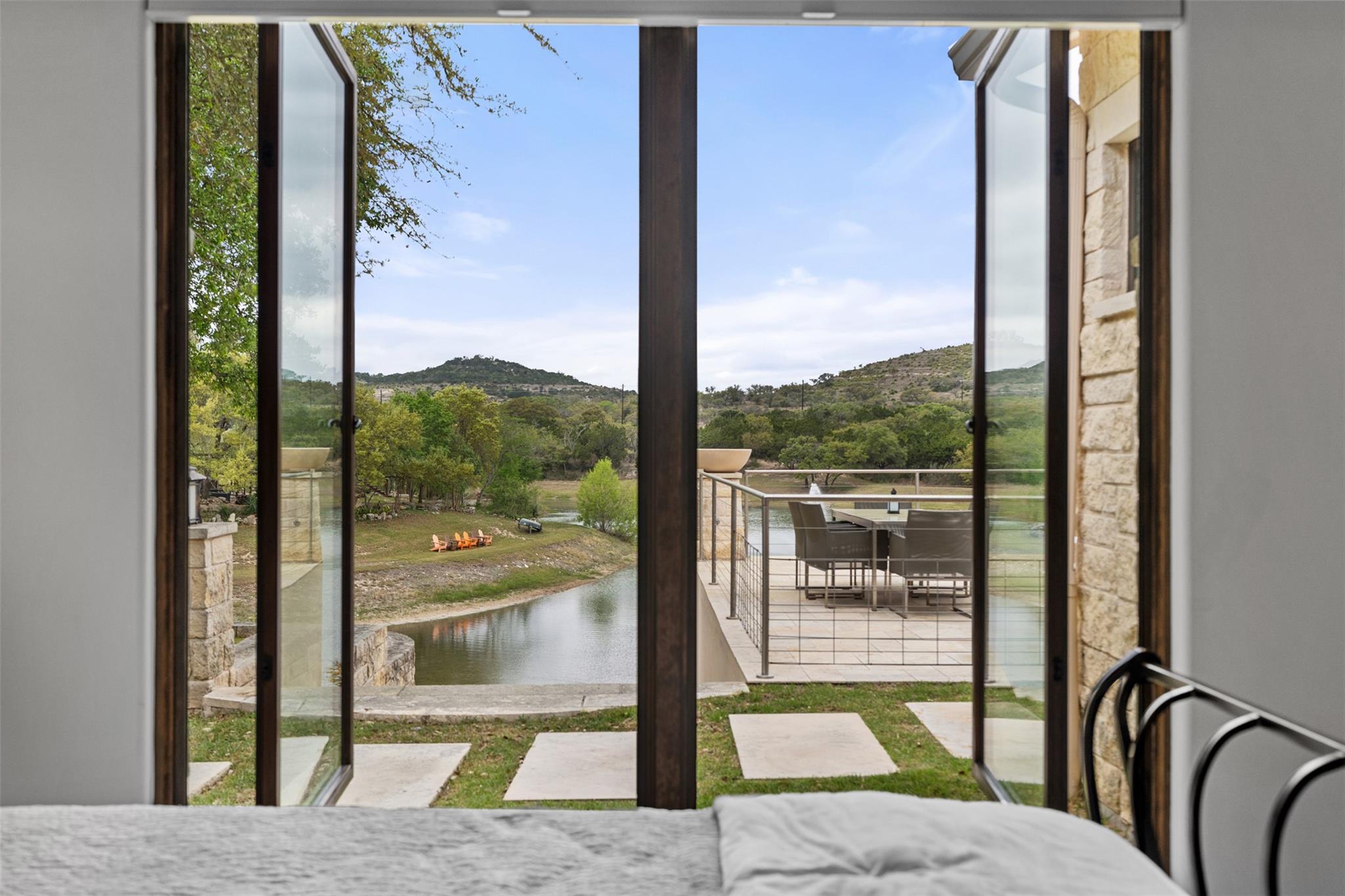 421 Rolling Hills Road Blanco TX 78606