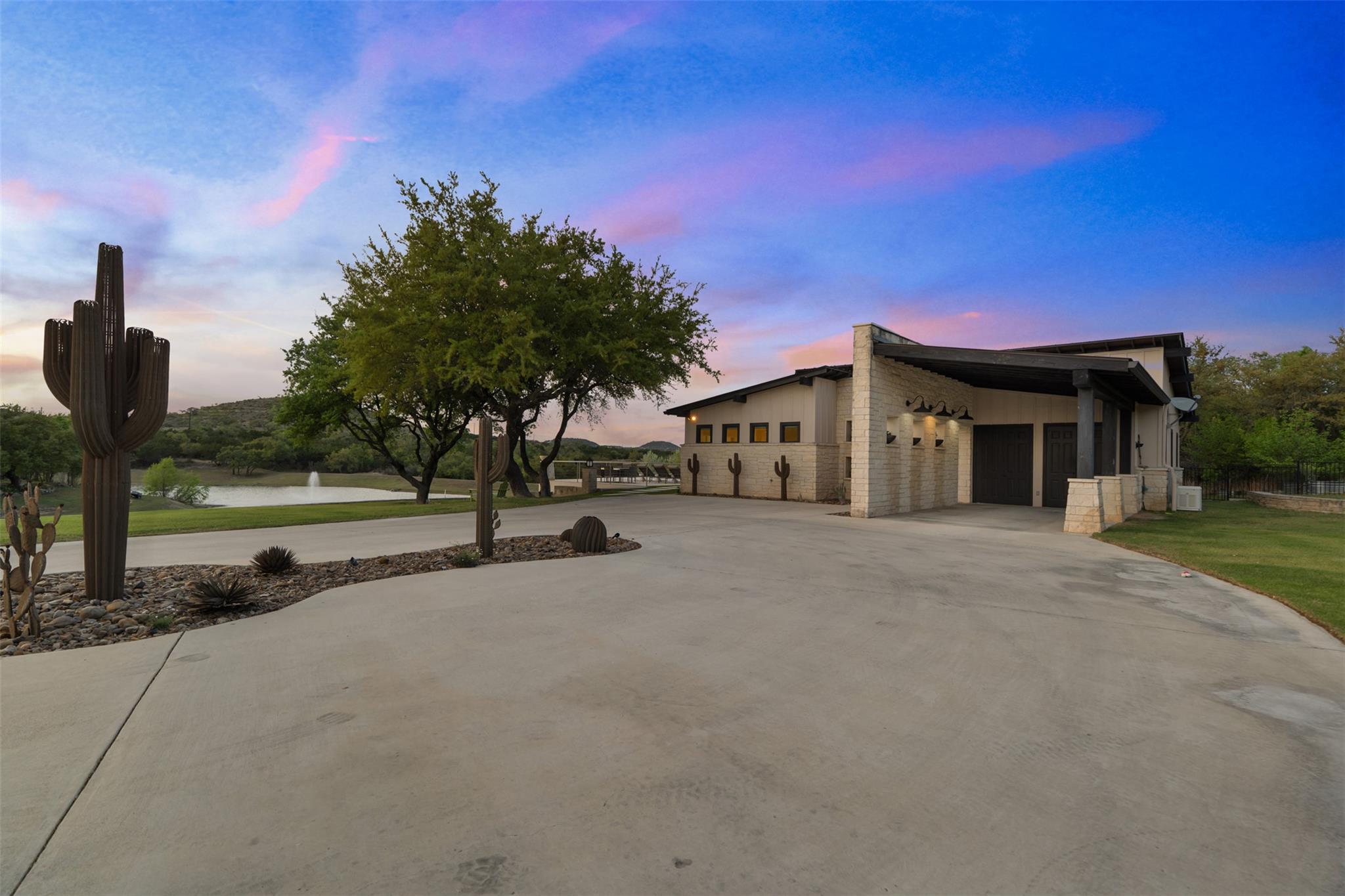 421 Rolling Hills Road Blanco TX 78606