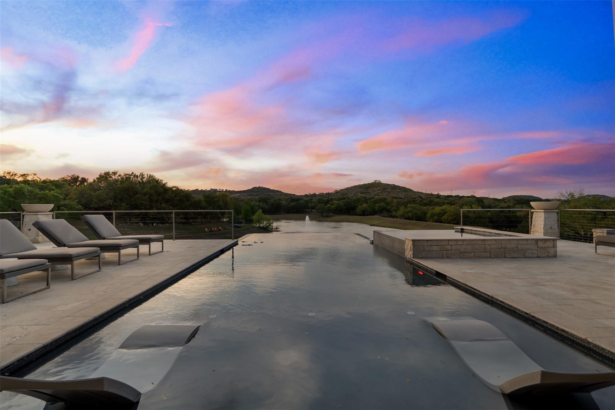 421 Rolling Hills Road Blanco TX 78606