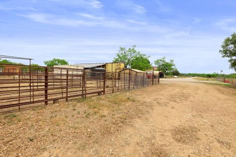 10700 County Road 202 Brownwood TX 76801
