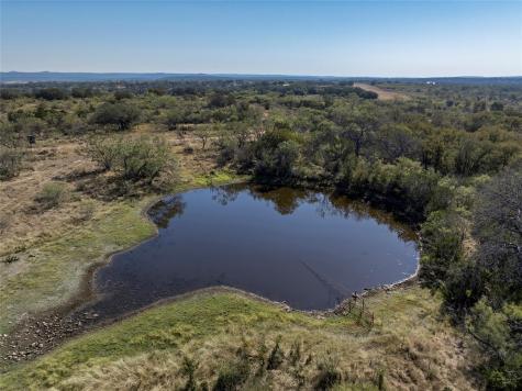 1033 Flying X Road Spicewood TX 78669