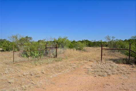 1033 Flying X Road Spicewood TX 78669