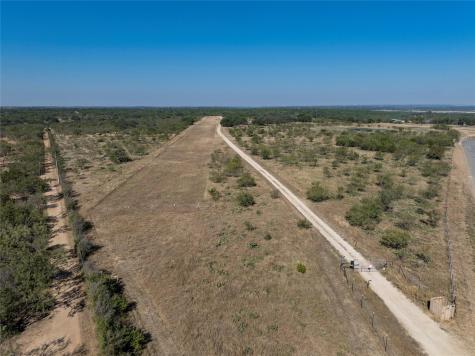 1033 Flying X Road Spicewood TX 78669