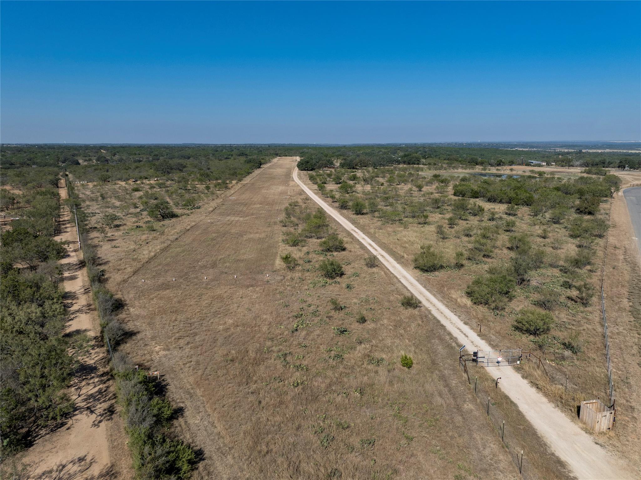 1033 Flying X Road Spicewood TX 78669