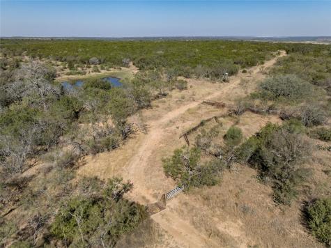 1033 Flying X Road Spicewood TX 78669