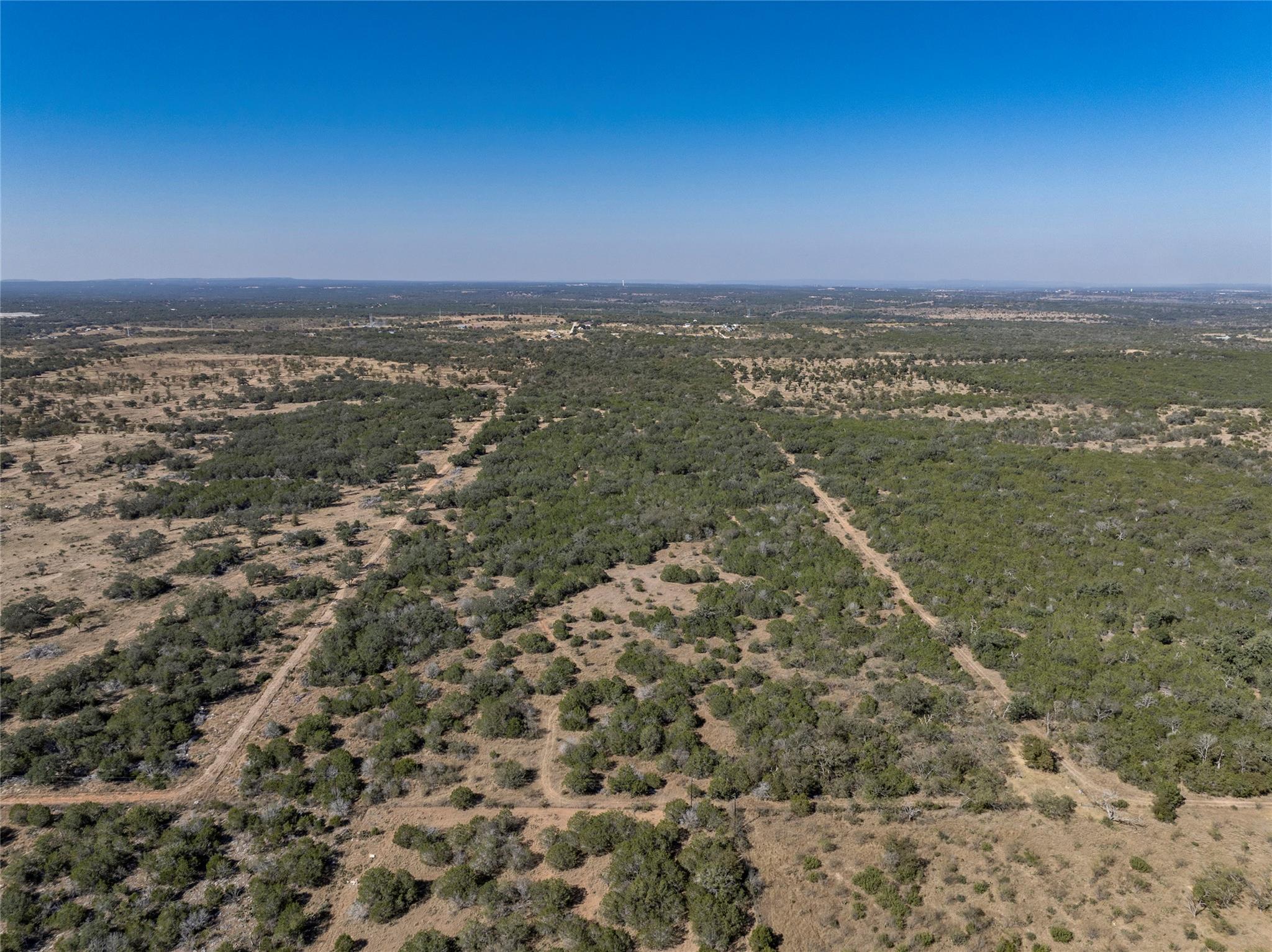 1033 Flying X Road Spicewood TX 78669