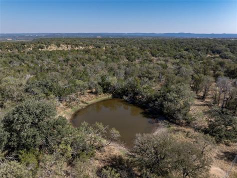 1033 Flying X Road Spicewood TX 78669