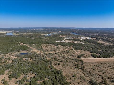 1033 Flying X Road Spicewood TX 78669