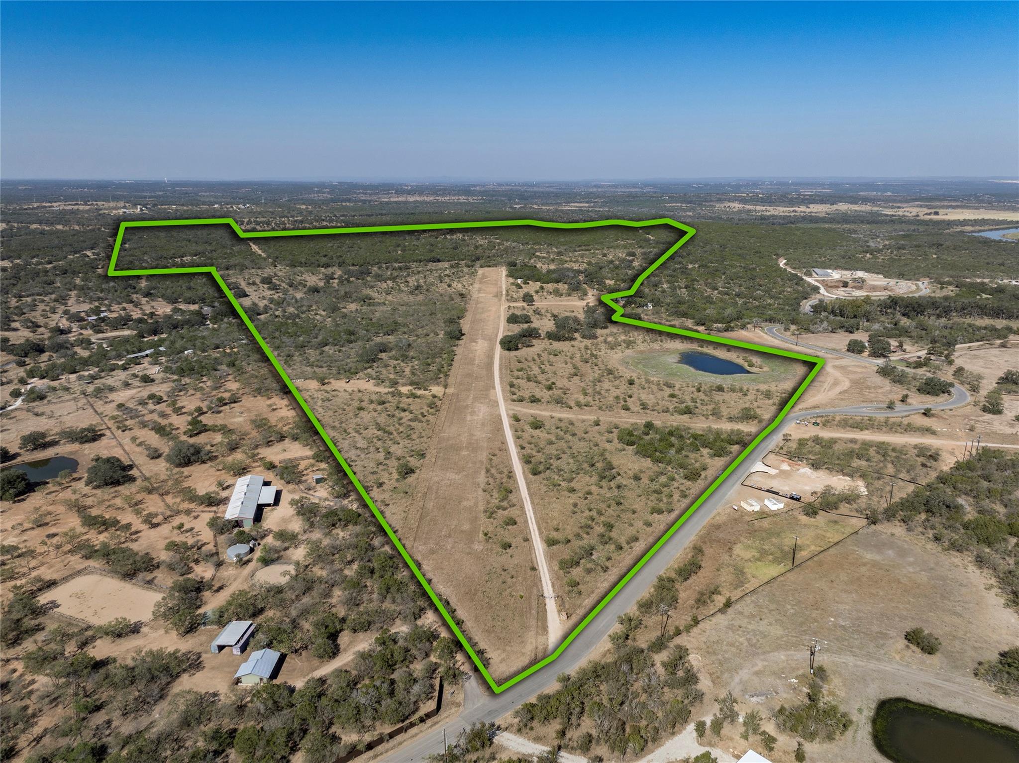 1033 Flying X Road Spicewood TX 78669