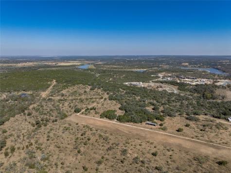1033 Flying X Road Spicewood TX 78669