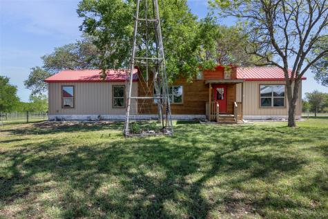 2345 Frank Road La Grange TX 78945