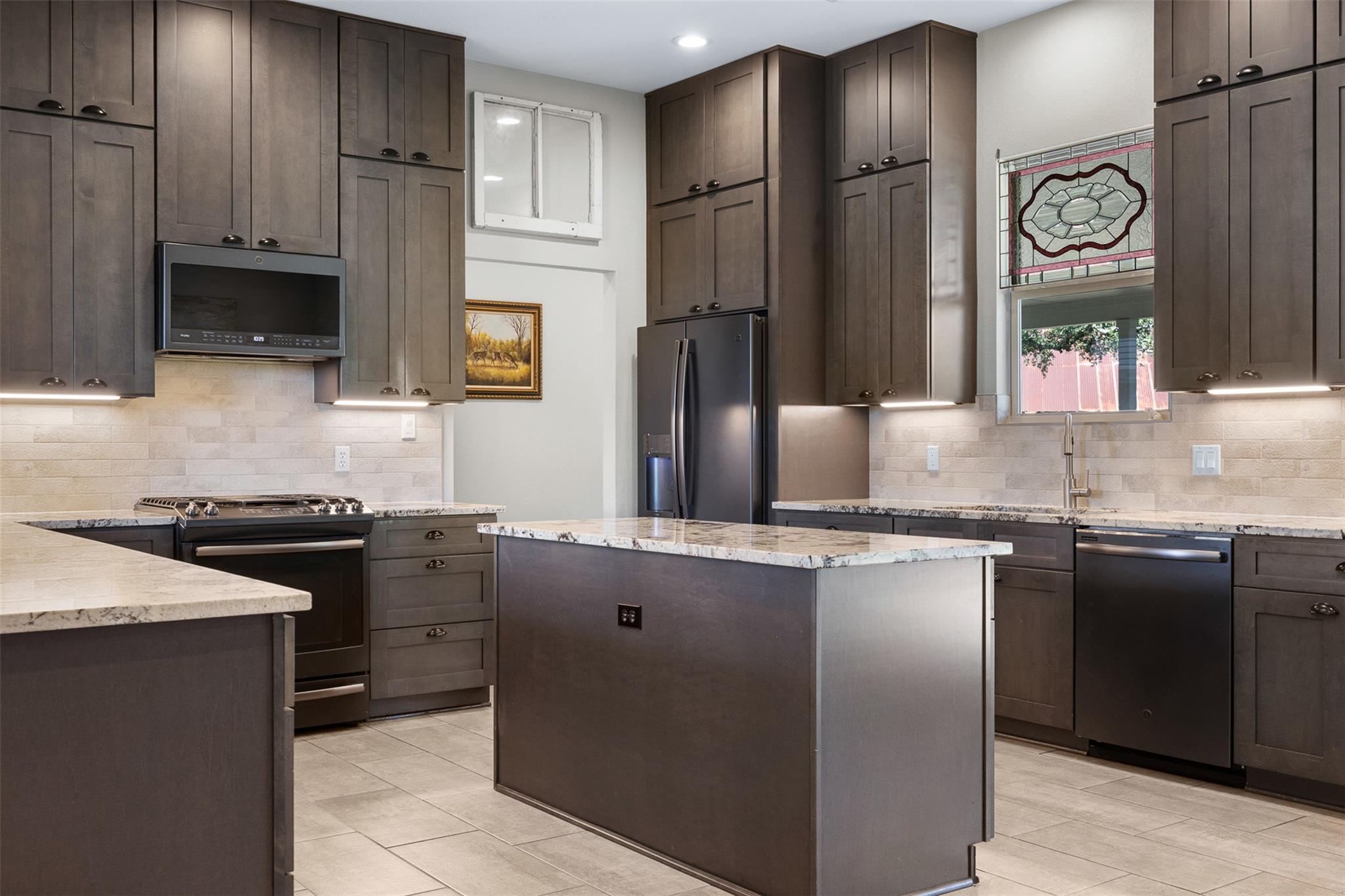 2345 Frank Road La Grange TX 78945