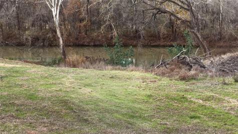 256 Greasy Bend Road Smithville TX 78957