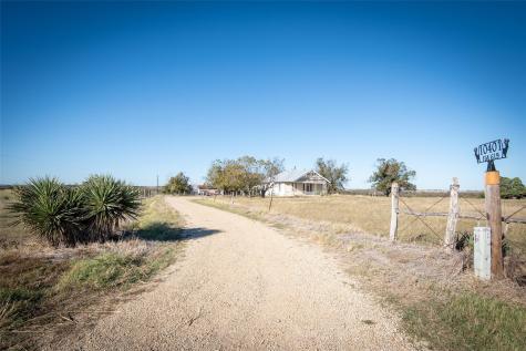 10401 Fm 619 Road Taylor TX 76574