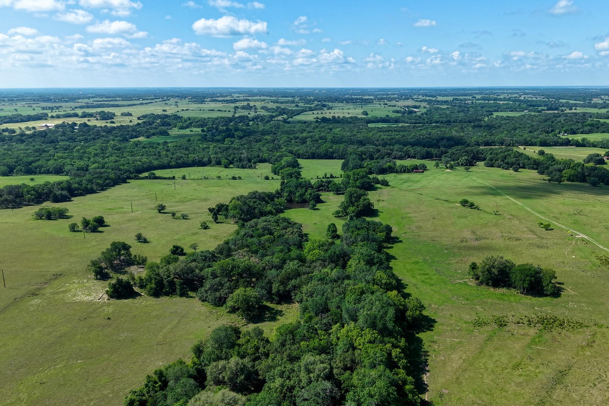 5018 Wolters Road Schulenburg TX 78956