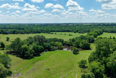 5018 Wolters Road Schulenburg TX 78956