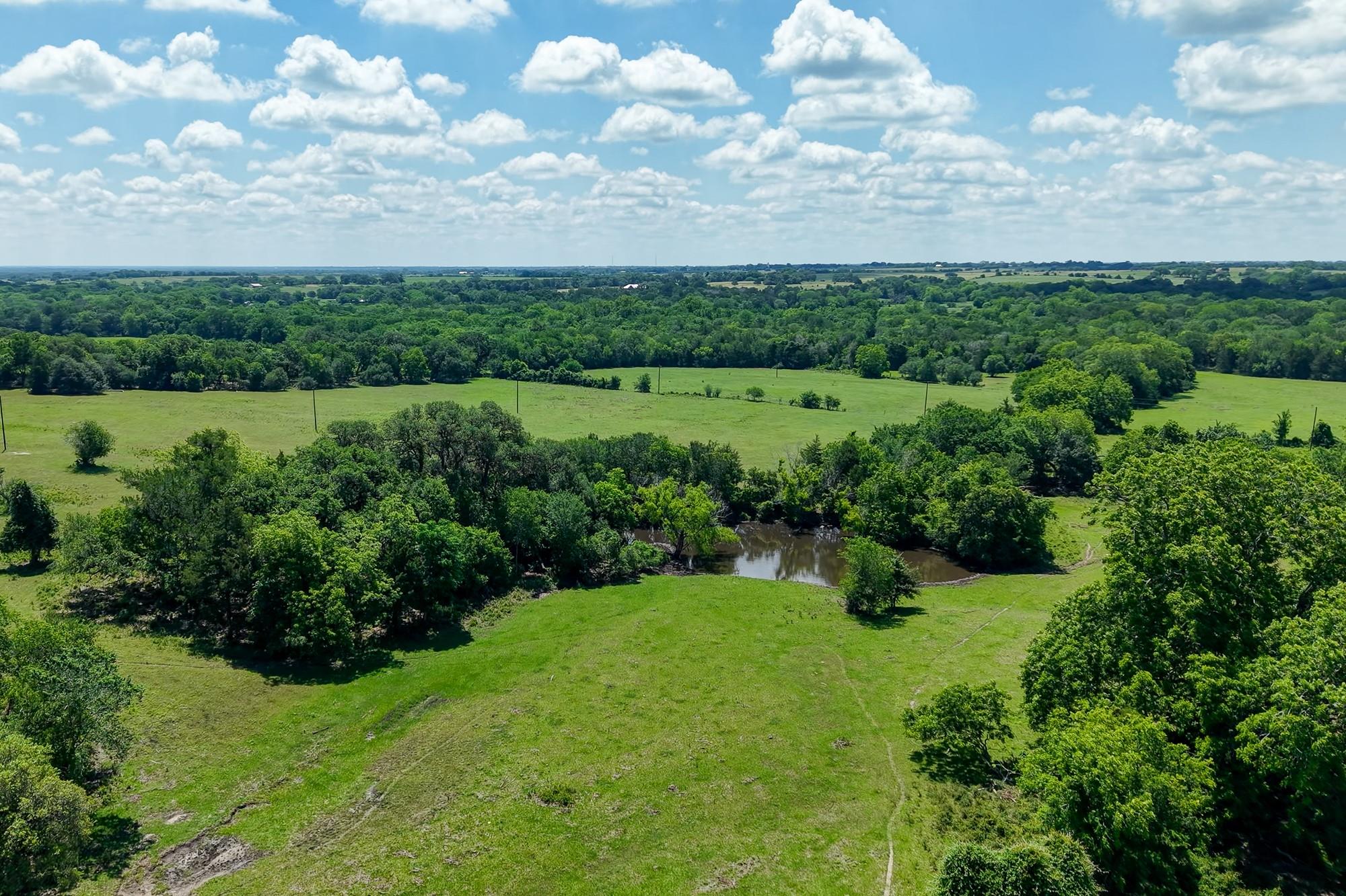 5018 Wolters Road Schulenburg TX 78956