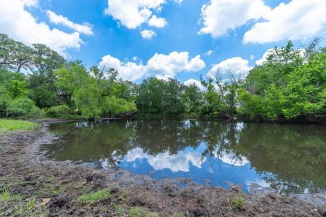 5018 Wolters Road Schulenburg TX 78956
