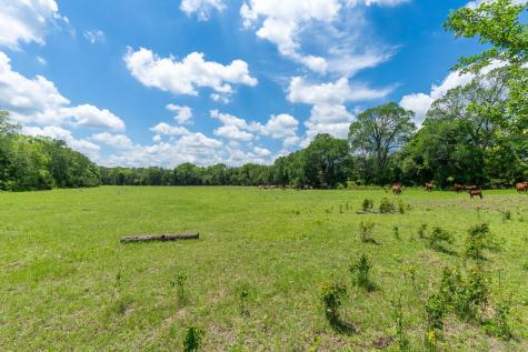 5018 Wolters Road Schulenburg TX 78956