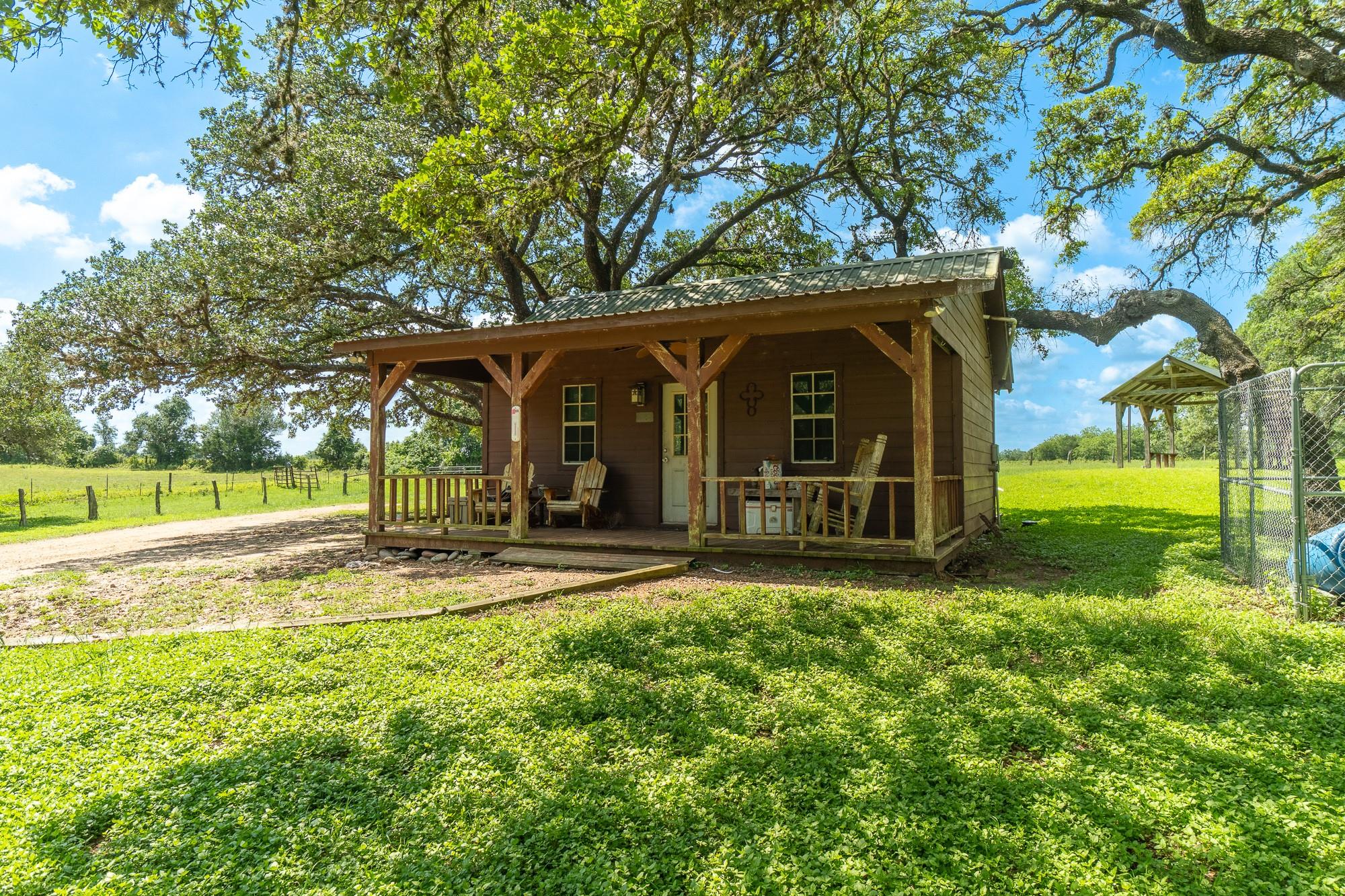 5018 Wolters Road Schulenburg TX 78956