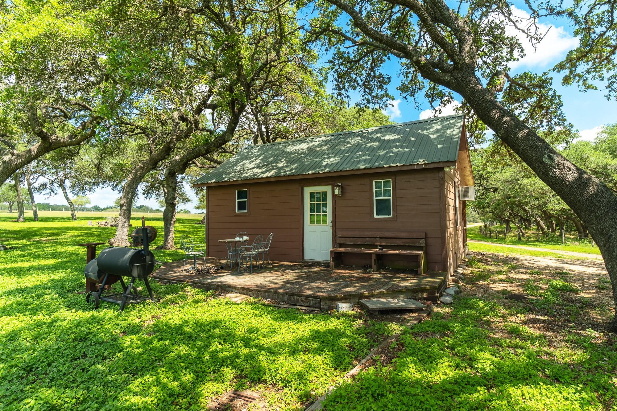 5018 Wolters Road Schulenburg TX 78956