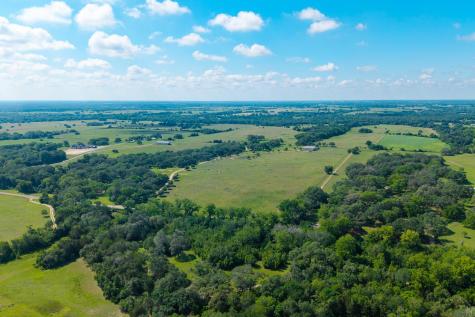 5018 Wolters Road Schulenburg TX 78956