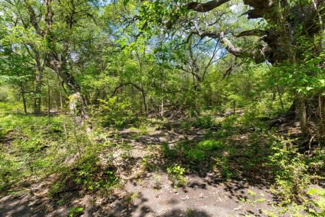 5018 Wolters Road Schulenburg TX 78956