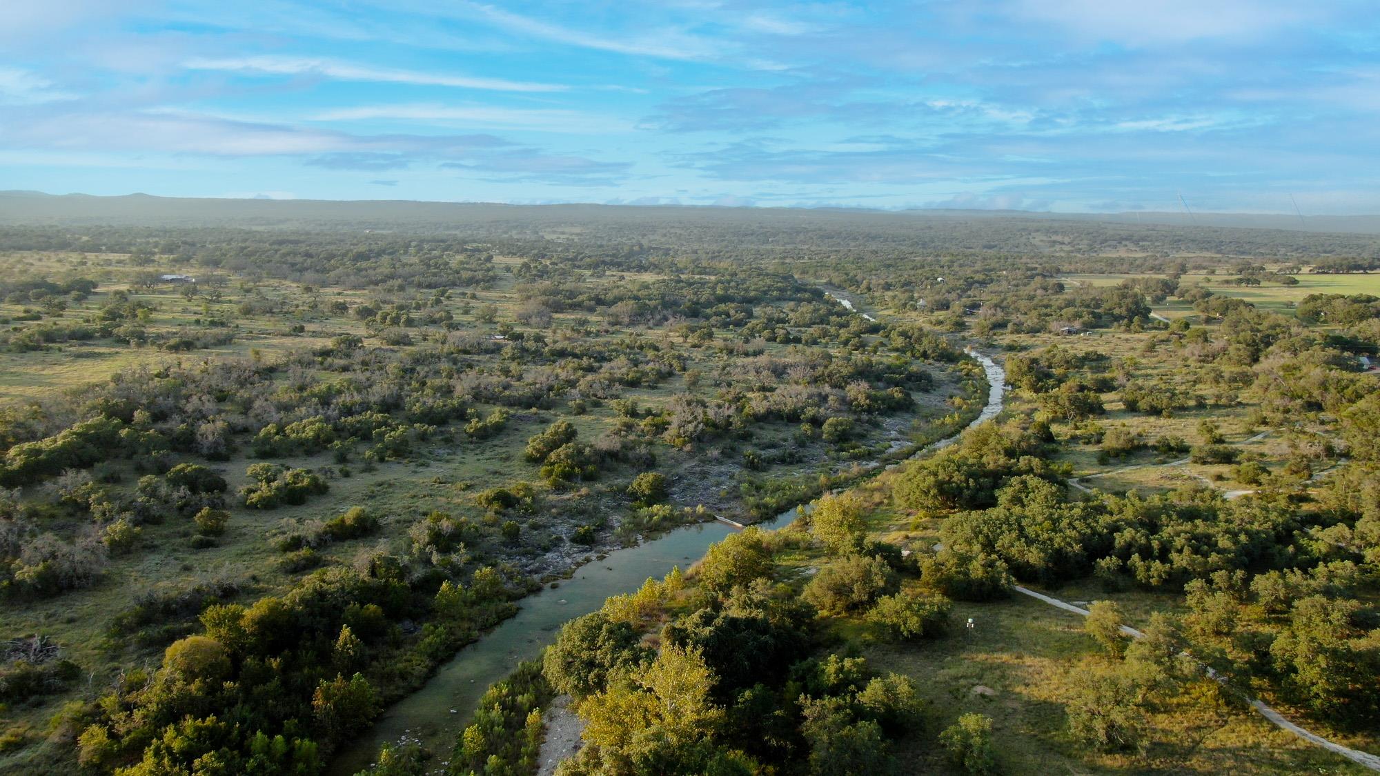 7534 West Us Highway 290 Highway Hye TX 78635