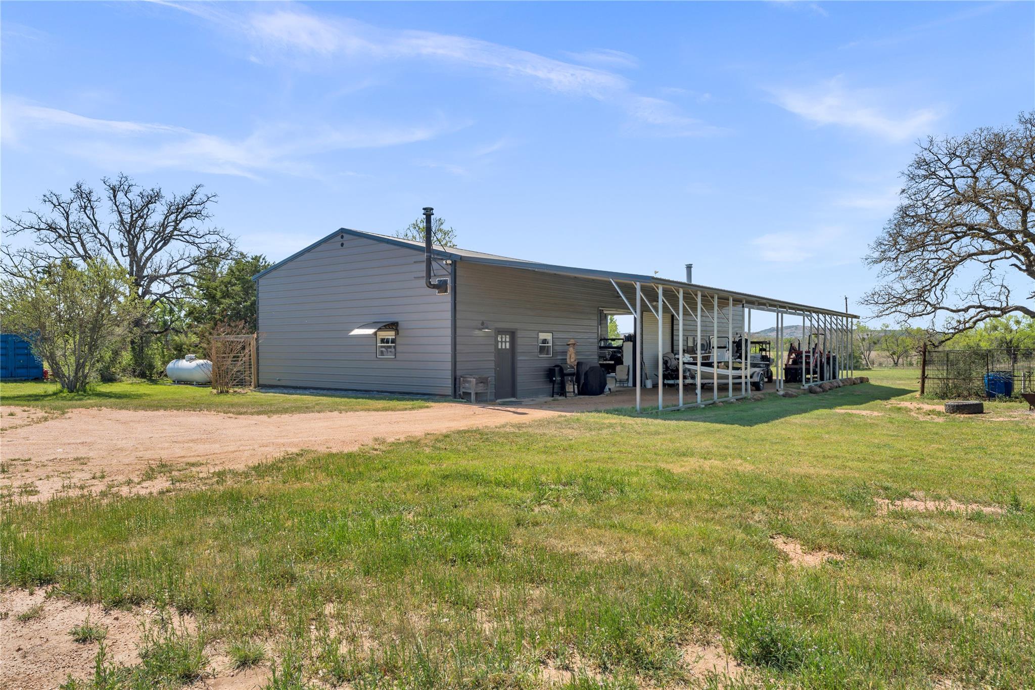 6475 County Road 216 Llano TX 78643
