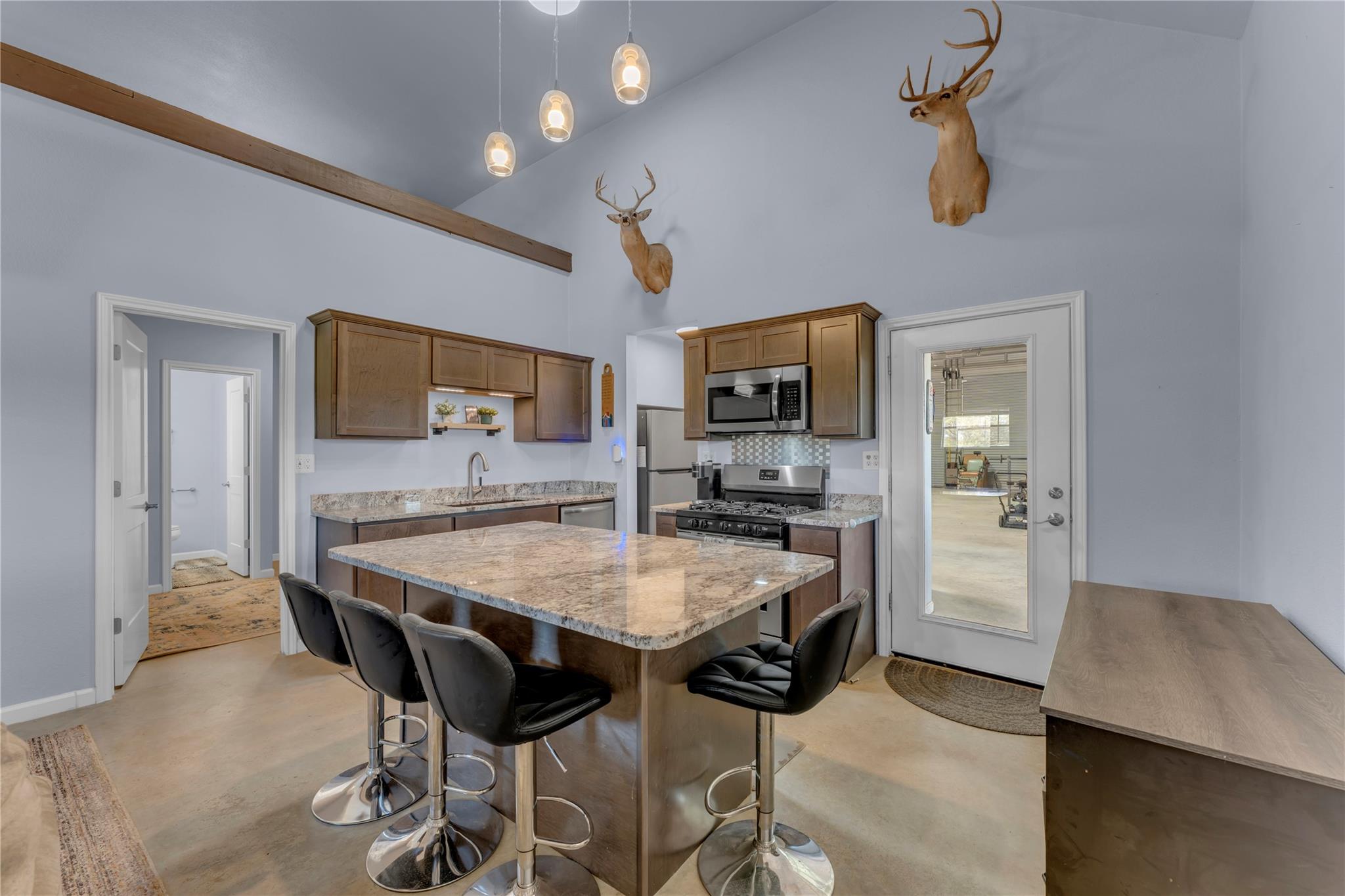 6475 County Road 216 Llano TX 78643