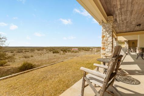 2810 Bridlewood Ranches Drive San Marcos TX 78666