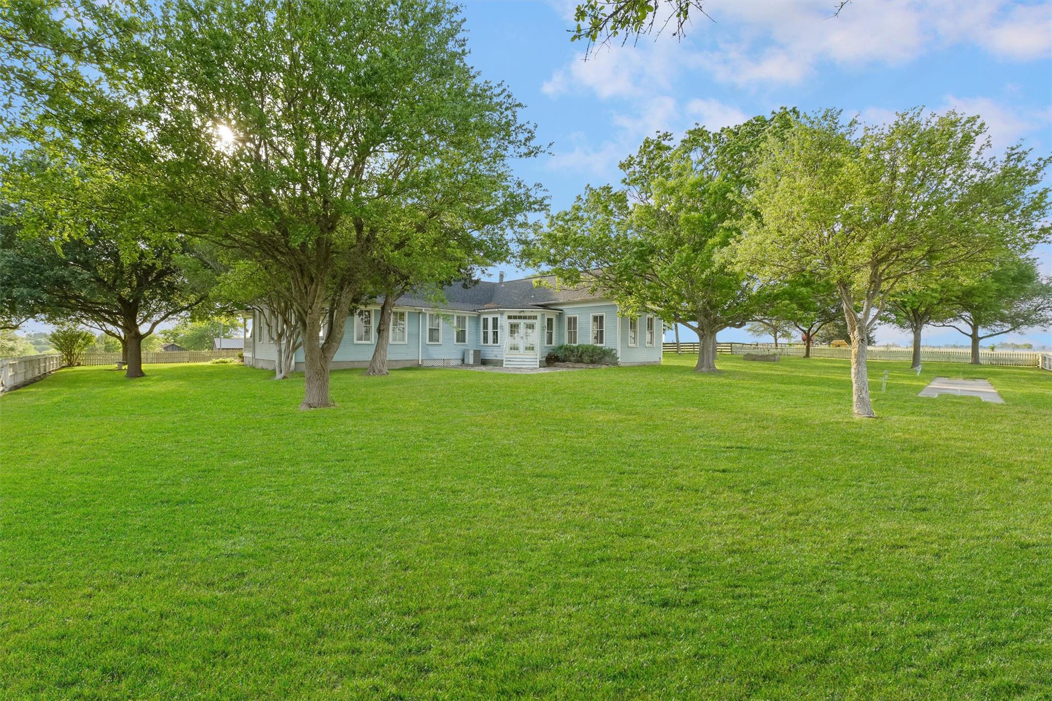 9058 Sam Houston Road Brenham TX 77833
