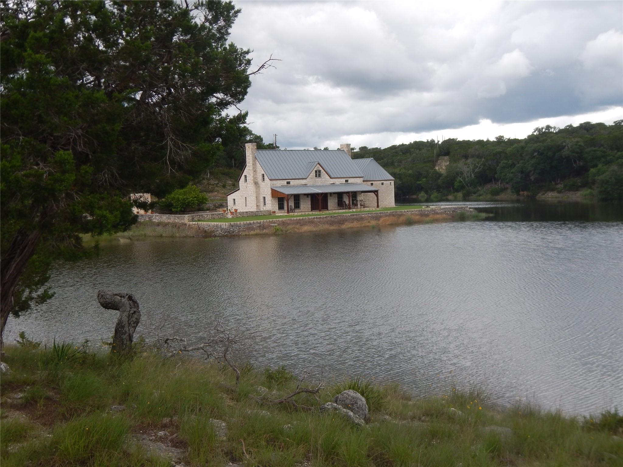 3777 Middle Creek Road Blanco TX 78606
