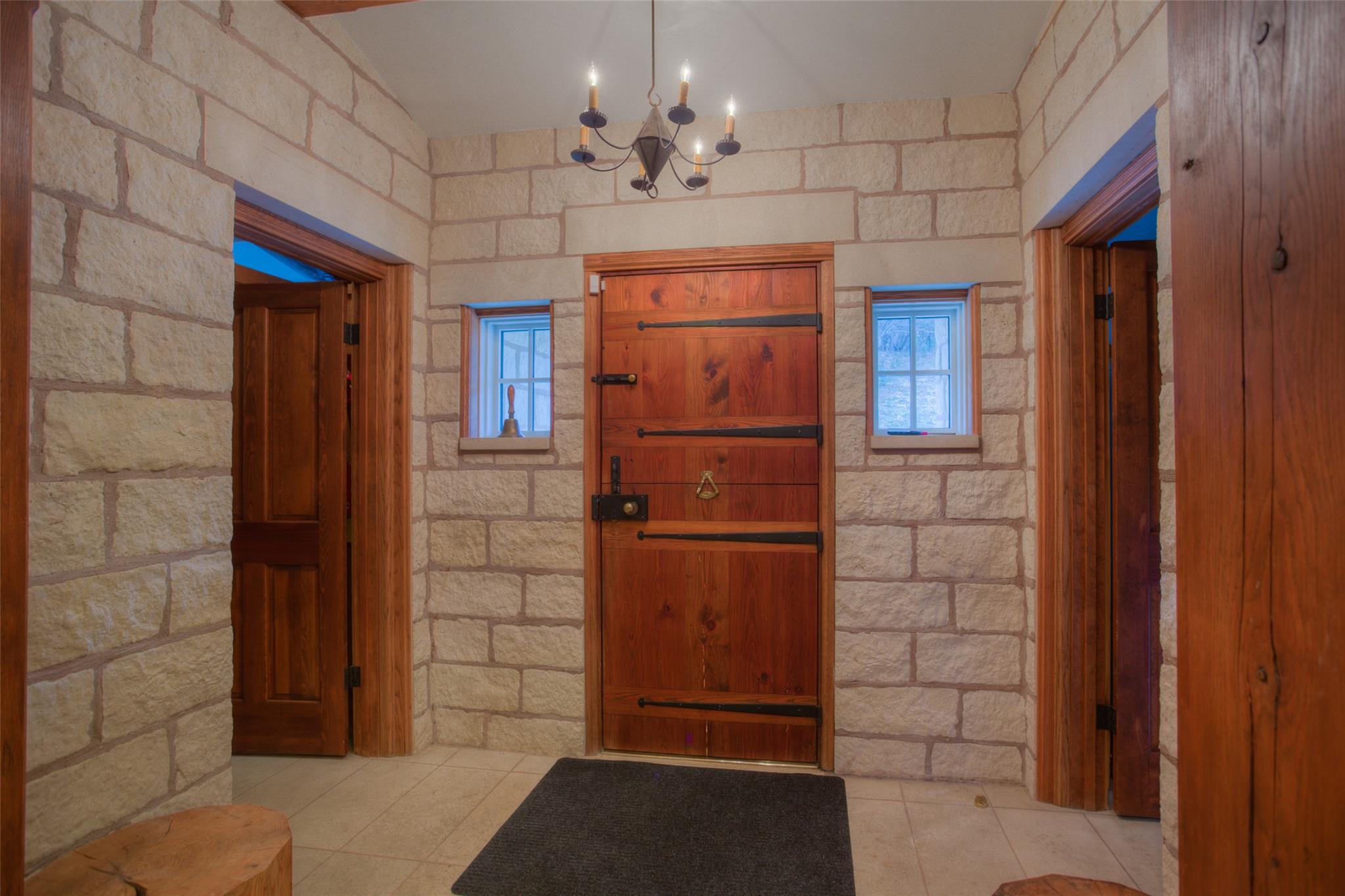 3777 Middle Creek Road Blanco TX 78606