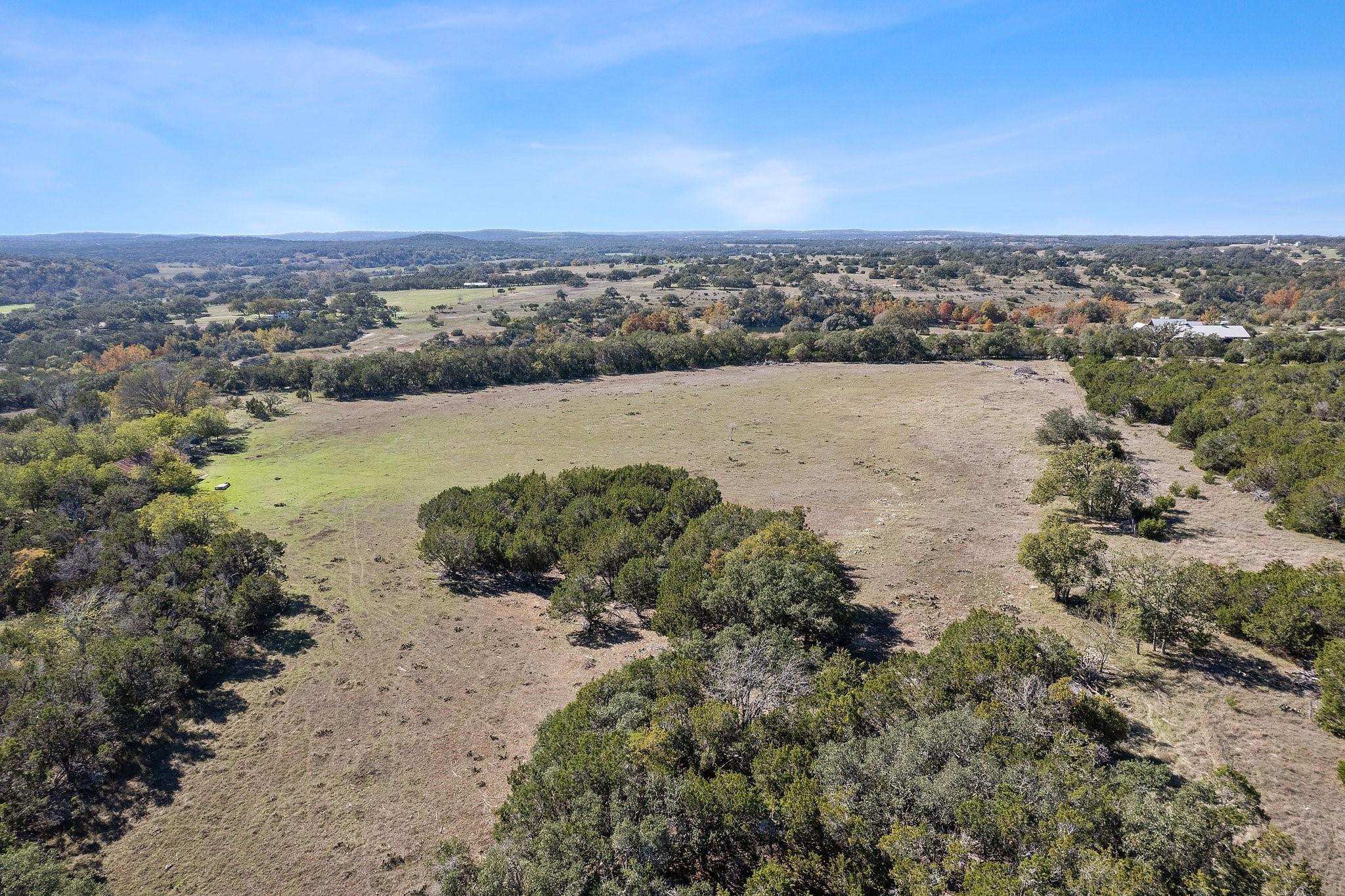 815 Holder Lane Dripping Springs TX 78620