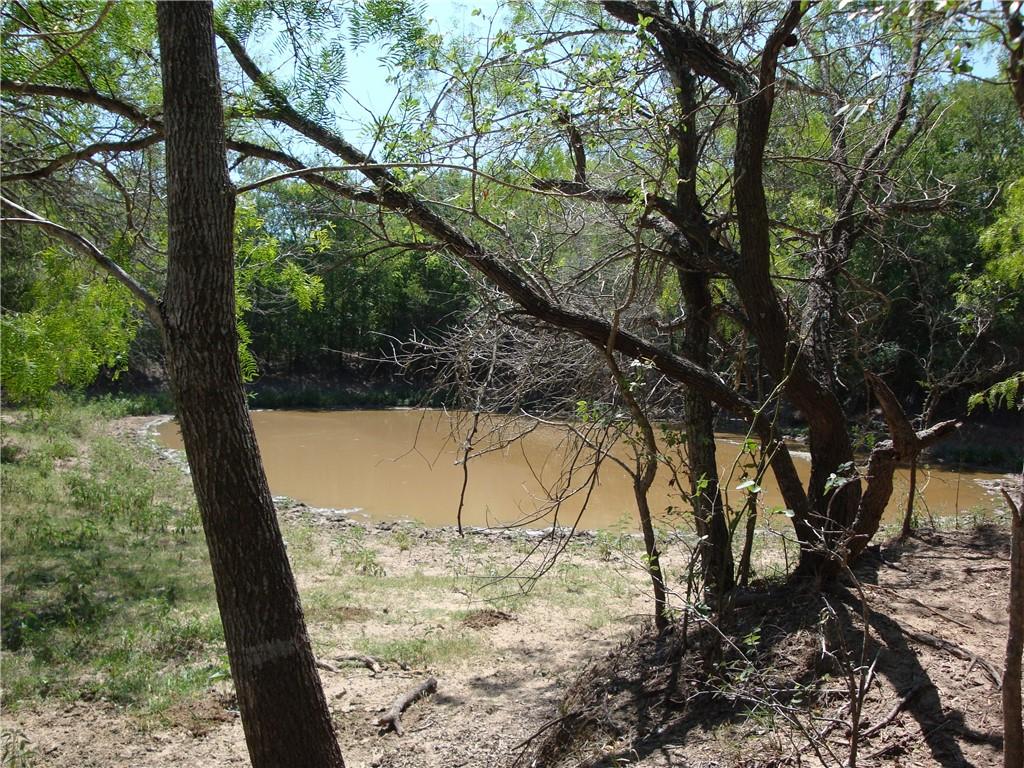 1342 Cr 358 Road Gonzales TX 77984