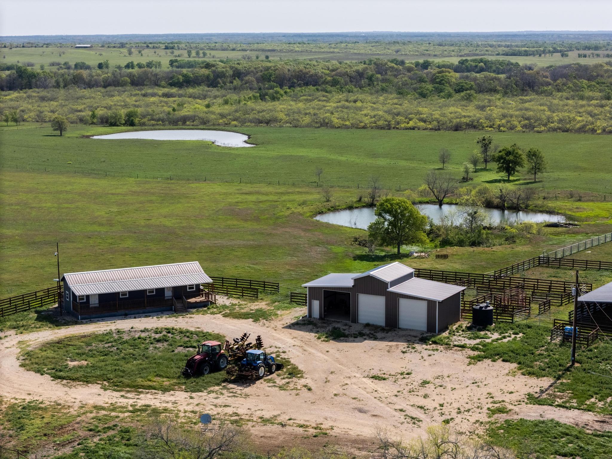 62 County Road 448 Waelder TX 78959