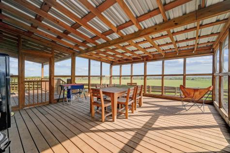 62 County Road 448 Waelder TX 78959
