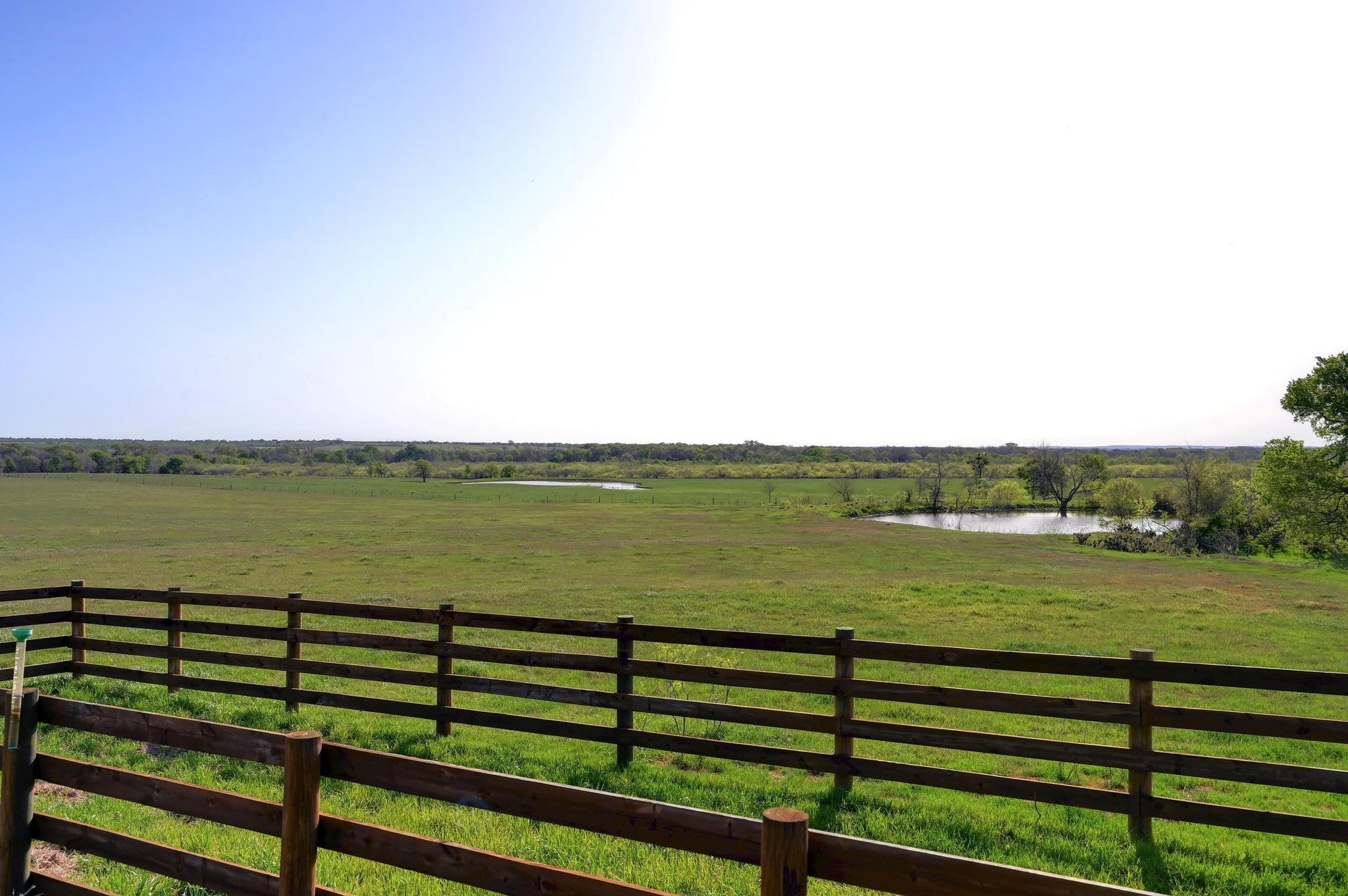 62 County Road 448 Waelder TX 78959