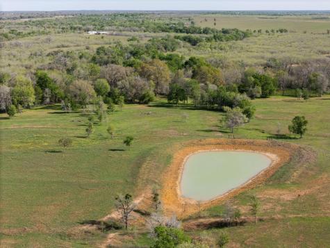 62 County Road 448 Waelder TX 78959
